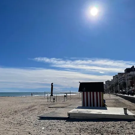 De Tres Muy Cerca De La Playa * El Campello