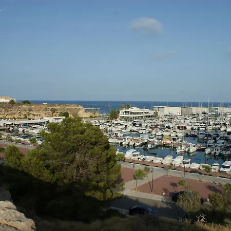 De Tres Muy Cerca De La Playa * El Campello