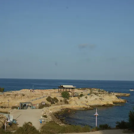 Apartment De Tres Muy Cerca De La Playa *